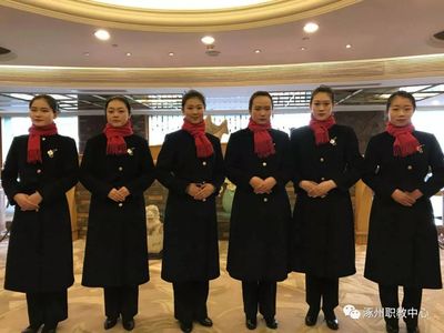 涿州職教中心學(xué)子亮相全國(guó)政協(xié)會(huì)場(chǎng)，11名旅游專業(yè)學(xué)生圓滿完成高級(jí)別禮儀服務(wù)